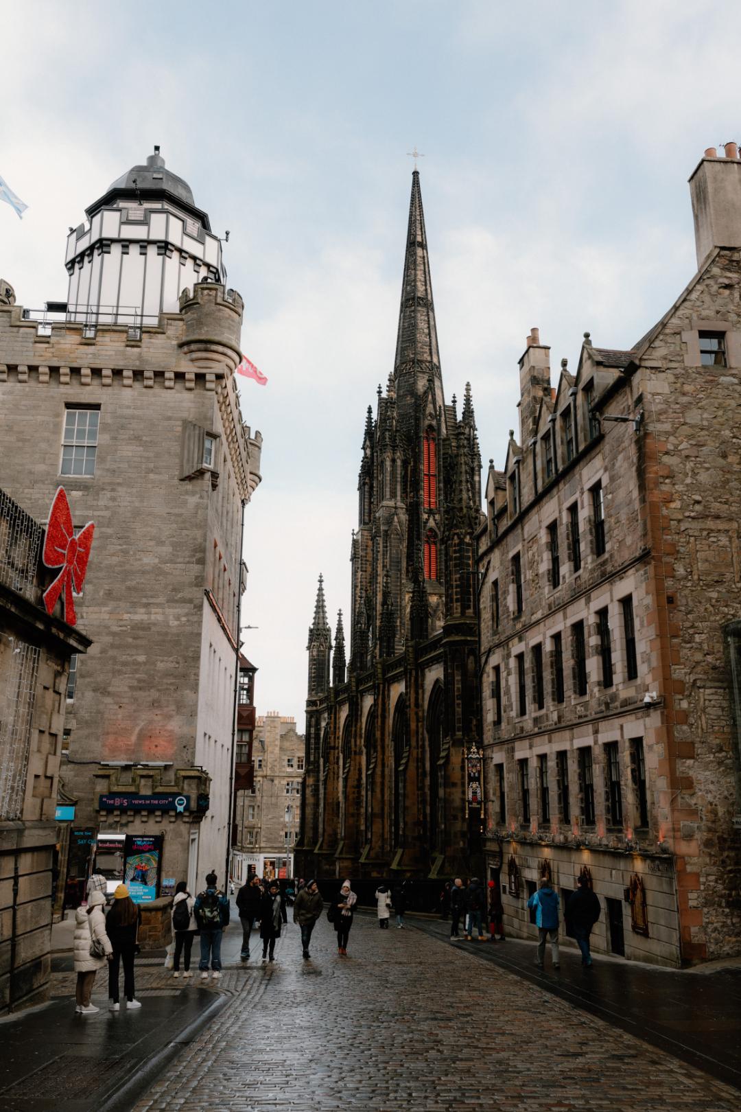 A Day Around Edinburgh’s Old Town